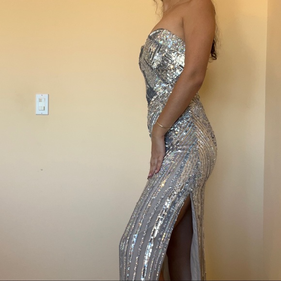 Sean Collection silk sequin gown - Picture 6 of 7